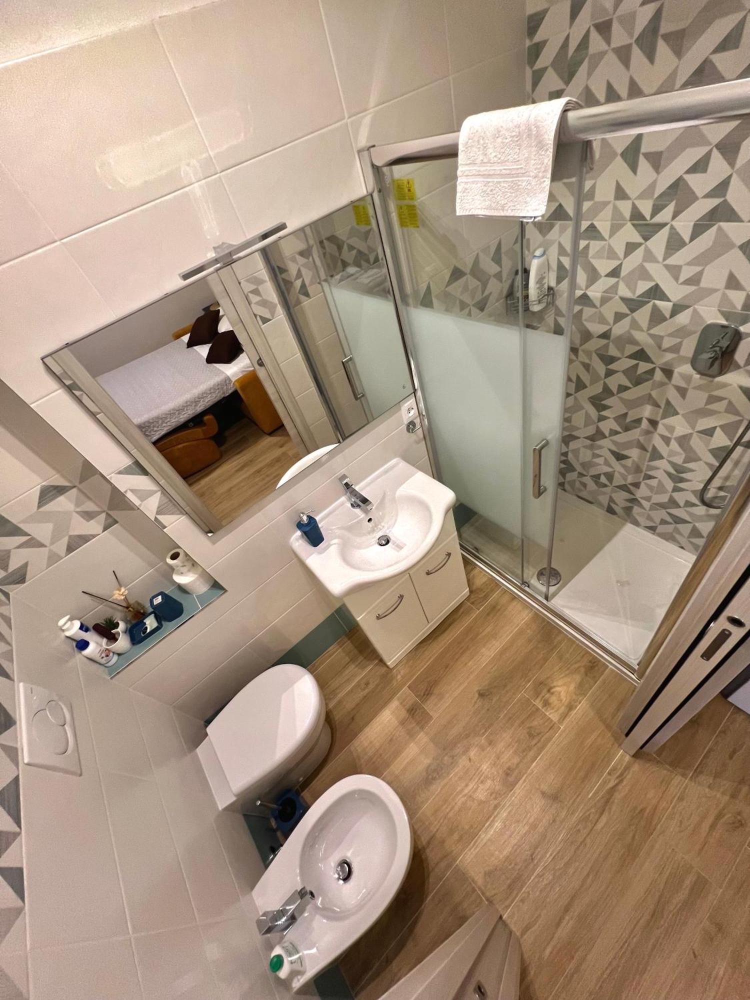 Giorgio'S Apartment Pisa Fiocina المظهر الخارجي الصورة